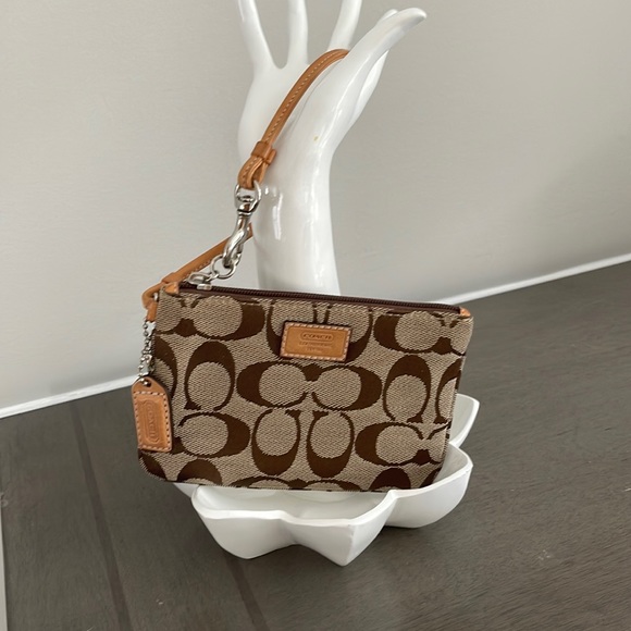 Authentic Coach Signature Logo Wristlet- Tan&Brown - Picture 1 of 5